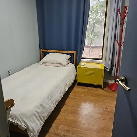 24 Guesthouse Gangnam Center - Female Only